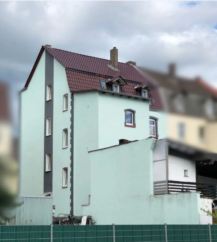 Mehrfamilienhaus, 2014 kernsaniert, in Bebra