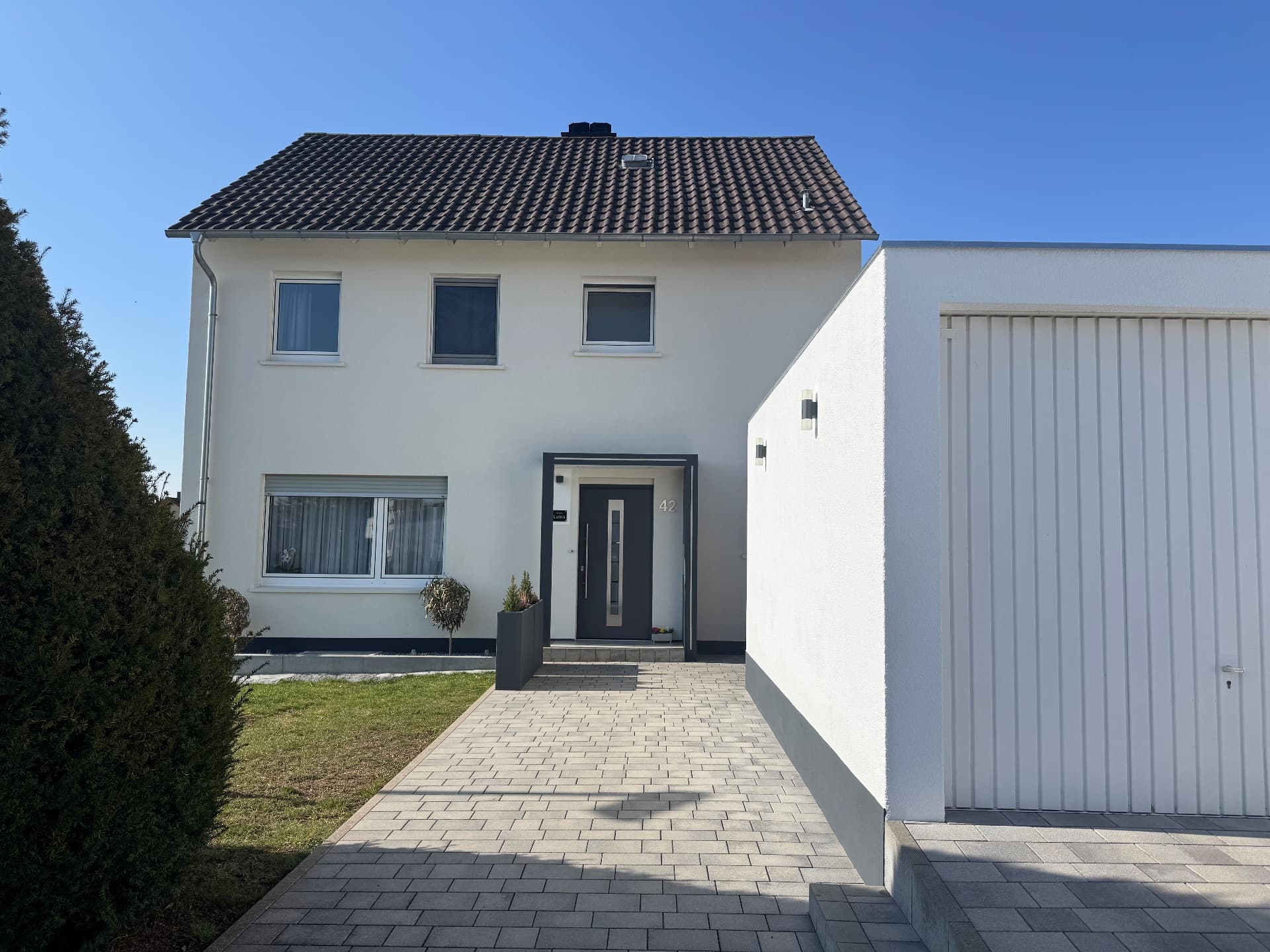 Modernisiertes Einfamilienhaus mit Einliegerwohnung, Fulda